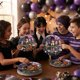thumbnail image 3 of Pack 10 Platos Cumpleaños Merlina Wednesday Addams Decoracio, 3 of 5