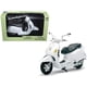 thumbnail image 4 of Réplica del modelo fundido a presión de la Vespa GTS 300 Super a escala 1:12, 4 of 7