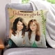 thumbnail image 1 of Las Chicas Gilmore Fundas de almohada de terciopelo con tema, regalos de funda de almohada, decoración para el hogar, cojín de lanzar, regalo de cumpleaños para fans y parejas. 45cm x 45cm., 1 of 6