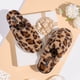 thumbnail image 5 of Zapatillas Snug Leaves Fuzzy Scuff para mujer, color marrón guepardo, tallas 7-8, 5 of 7