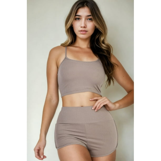 Conjunto de Top Corto de Tirantes Acanalado y Shorts Fruncidos