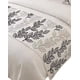 thumbnail image 2 of Set Piecera De Cama + 2 Fundas Bordadas Para Cojín S6, 2 of 3