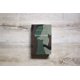 thumbnail image 2 of Biblia HarperCollins Compacta con diseño de camuflaje forestal, 2 of 7