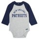 thumbnail image 2 of Conjunto de Body y Pantalón Gerber New England Patriots 18 Meses, 2 of 6