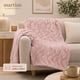 thumbnail image 3 of Manta Martiné Flannel Jacquard Ondas 127x152 cm Rosa, 3 of 3
