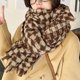 thumbnail image 4 of Bufandas de invierno para mujer, cálidas y acogedoras, tipo manta, para otoño e invierno, elegantes, suaves y gruesas, a cuadros, gigantes, tipo chal., 4 of 6