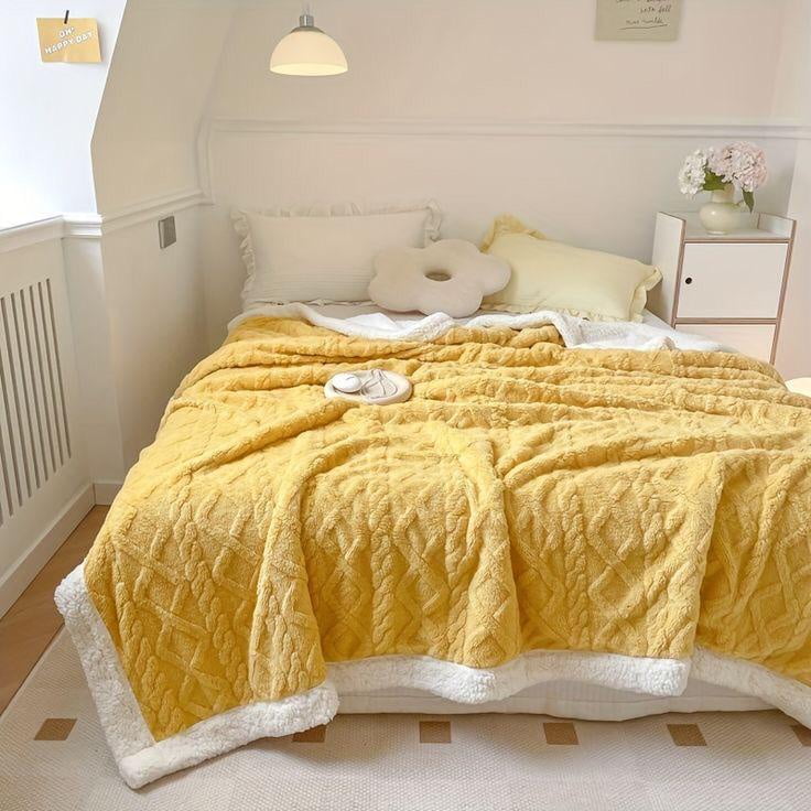 Todo Hogar Santiago De Chile - Frazada Con Chiporro 200x230cm - Amarillo