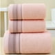 thumbnail image 1 of Pack 3 Toallas De Baño 100% Algodón Bordadas Cuerpo Y Manos Rosado, 1 of 3