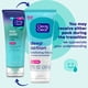 thumbnail image 2 of Limpiador Facial Clean & Clear Oil-Free Deep Action 200 mL, 2 of 9