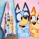 thumbnail image 4 of Toalla de baño con capucha Bluey de algodón para niñas de 2 a 6 años, 4 of 6
