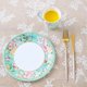 thumbnail image 3 of Mantel Talking Tables – Set de fiesta floral de 50 piezas, 3 of 7