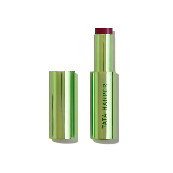 Lip Crème Tata Harper hidratante con color Risqué rojo baya