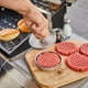 thumbnail image 5 of Prensador de hamburguesas Simple Cook Smokky, 5 of 6