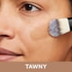 thumbnail image 2 of Base de maquillaje No7 Lift & Luminate Triple Action Tawny, 30 ml, 2 of 7