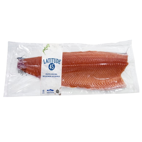 Filete de salmón atlántico (salmo salar) con piel