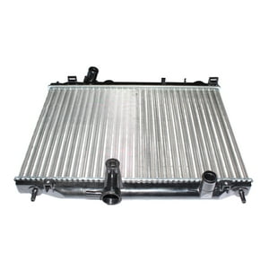 Repuestos Del Sol - Radiador Motor Hyundai Accent New 1.5 2006 2011