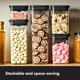 thumbnail image 4 of Contenedor de Alimentos OXO 2,6 L Negro Mate Rectangular, 4 of 8