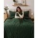 thumbnail image 4 of Cubrecama Sherpa Jacquard Deluxe King - Diseño Texturizado, 4 of 6