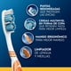 thumbnail image 2 of Cepillo de Dientes Clean Complete Limpieza Profunda, 2 Un, 2 of 5