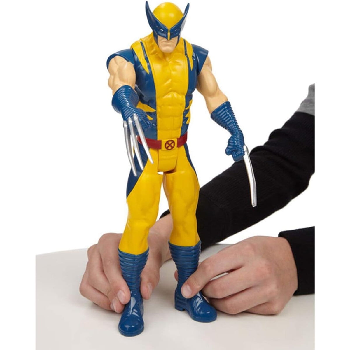 Figura Marvel Wolverine Titan Hero 30cm