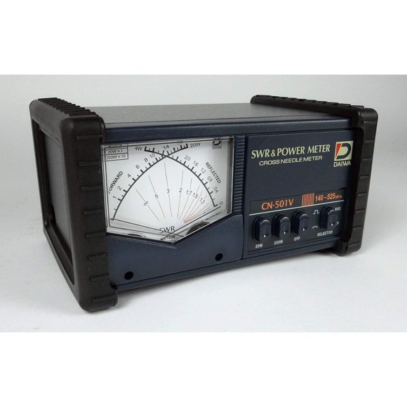 Medidor SWR y potencia Daiwa CN501V 140-525 MHz 20/200 W