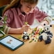 thumbnail image 2 of LEGO Creator Familia de Pandas 3en1 31165 Set de Construcción, 2 of 3