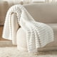 thumbnail image 3 of Manta Bedsure GentleSoft Cozy, blanca, 125 x 150 cm, 3 of 3