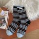 thumbnail image 1 of Extensiones de Cabello con Clip Xiao Hua Morado Intenso 6 Piezas Mujer, 1 of 3