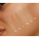 thumbnail image 3 of Base de maquillaje Giorgio Armani Luminous Silk, acabado natural luminoso, 3 of 8