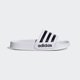 thumbnail image 2 of Sandalias adidas Adilette Shower para niños pequeños, blanco/negro, 2 of 9
