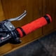 thumbnail image 5 of Puños Antideslizantes De Silicona, Fixie, Mtb, Bmx rojo, 5 of 8