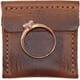 thumbnail image 1 of Estuche delgado para anillos, estuche de cuero para anillos, hecho a mano, portátil, duradero, de cuero sintético, estilo retro, para propuestas, compromisos y bodas., 1 of 7