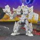 thumbnail image 3 of Figura de acción Transformers Legacy United Deluxe Infernac, 3 of 8