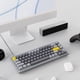 thumbnail image 3 of Teclado mecánico Keychron Q2 con cable, Gateron G Pro Red, 3 of 8