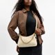 thumbnail image 2 of Bolso de hombro Coach Juliet 25 Beige talla única, 2 of 6