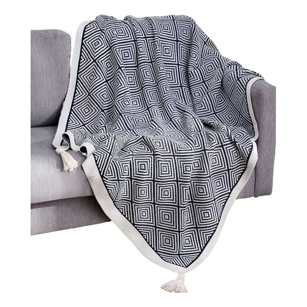 Mantas para sofas camas u oficinas con pompon 130x150 cm Negro