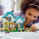 thumbnail image 2 of Juguete de construcción LEGO Creator 3 en 1 Cozy House 31139 con minifiguras, 2 of 3