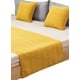 thumbnail image 2 of Set de Piecera Mas 2 Fundas Plush, 2 of 3