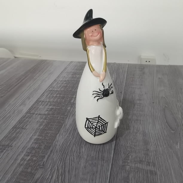 1 pc Adorable Little Girl Statue - Perfect for Home Decor, Halloween, and Gifting - Art Carving Work - Suitable for Family, Room, Desktop, and Coffee Shop - Beautiful Little Sister Gift - Decorate You