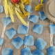 thumbnail image 3 of Pétalos flores artificiales manualidades azul claro, 3 of 3