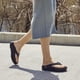 thumbnail image 5 of Sandalia Recovery OOFOS Omega OolaLa Black para mujer talla 8, 5 of 7
