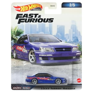 Mattel - Auto Fundido A Presión Hot Wheels 1999 Nissan Maxima A Escala 1:64