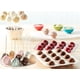 thumbnail image 4 of Molde para hornear Nordic Ware con agujero para rosquillas y tartas, 12 cavidades, 4 of 8
