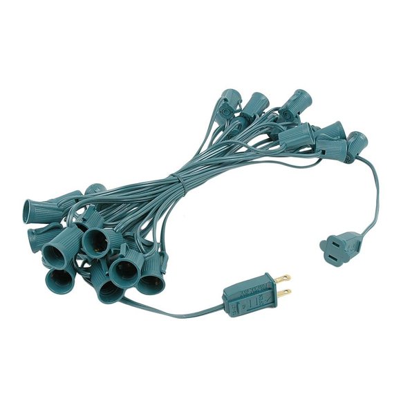 String Light Novelty Lights C7, 7,6 m, cable verde para exteriores