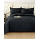 thumbnail image 2 of Cubrecama Quilt Verano 2 Plazas Negro, 2 of 3