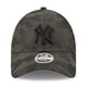 thumbnail image 1 of Jockey Gorra New Era Women's Camo 9FORTY New York Yankees Gris/Negro, 1 of 5