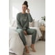 thumbnail image 2 of Pijama Franela Mujer Estampado Flor de Loto Verde verde XL, 2 of 8