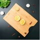 thumbnail image 5 of Tabla de Cortar de Madera para Cocina con Mango Antideslizante 34x24cm, 5 of 6