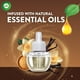 thumbnail image 3 of Recambio de aceite perfumado Air Wick Plug In, azúcar moreno y vainilla, 6 unidades, 3 of 9