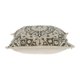 thumbnail image 3 of Cojín Abu Transitional Beige de la colección Parkland, 3 of 7